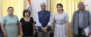 22 August, 2019 Hindi professors and teachers from TSIOS and Lal Bahadur Shastri School no.24 in Tashkent discussed issues to deepen cooperation in education with Ambassador Santosh Jha