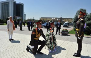 08 July, 2015 PM Paying Tribute at the national Monument of Independence and Humanism