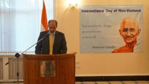 02 October, 2016 Mr. Stefan Priesner, UN Resident Coordinator sharing his thoughts at the International Non-Violence Day in the Embassy of India, Tashkent