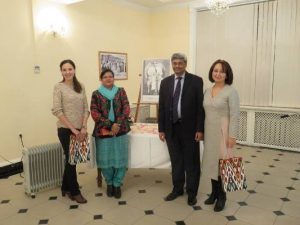 26 November, 2016 Ms Matluba Umurzakova, UN Coordination Analyst H.E. Mr. Vinod Kumar, Ambassador of India, Tashkent Dr. (Mrs.) Krishna Kumar; and Ms Dilafruz Isomova, student of Tashkent State Institute of Oriental Studies during Constitution Day of India event at Embassy of India, Tashkent